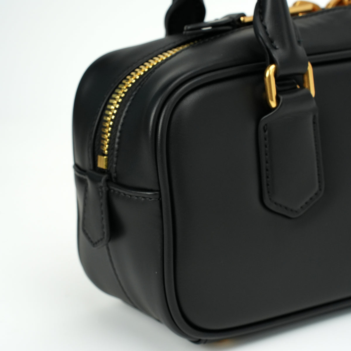 Black mini Boston bag corner construction and zipper detail OEM wholesale product detail