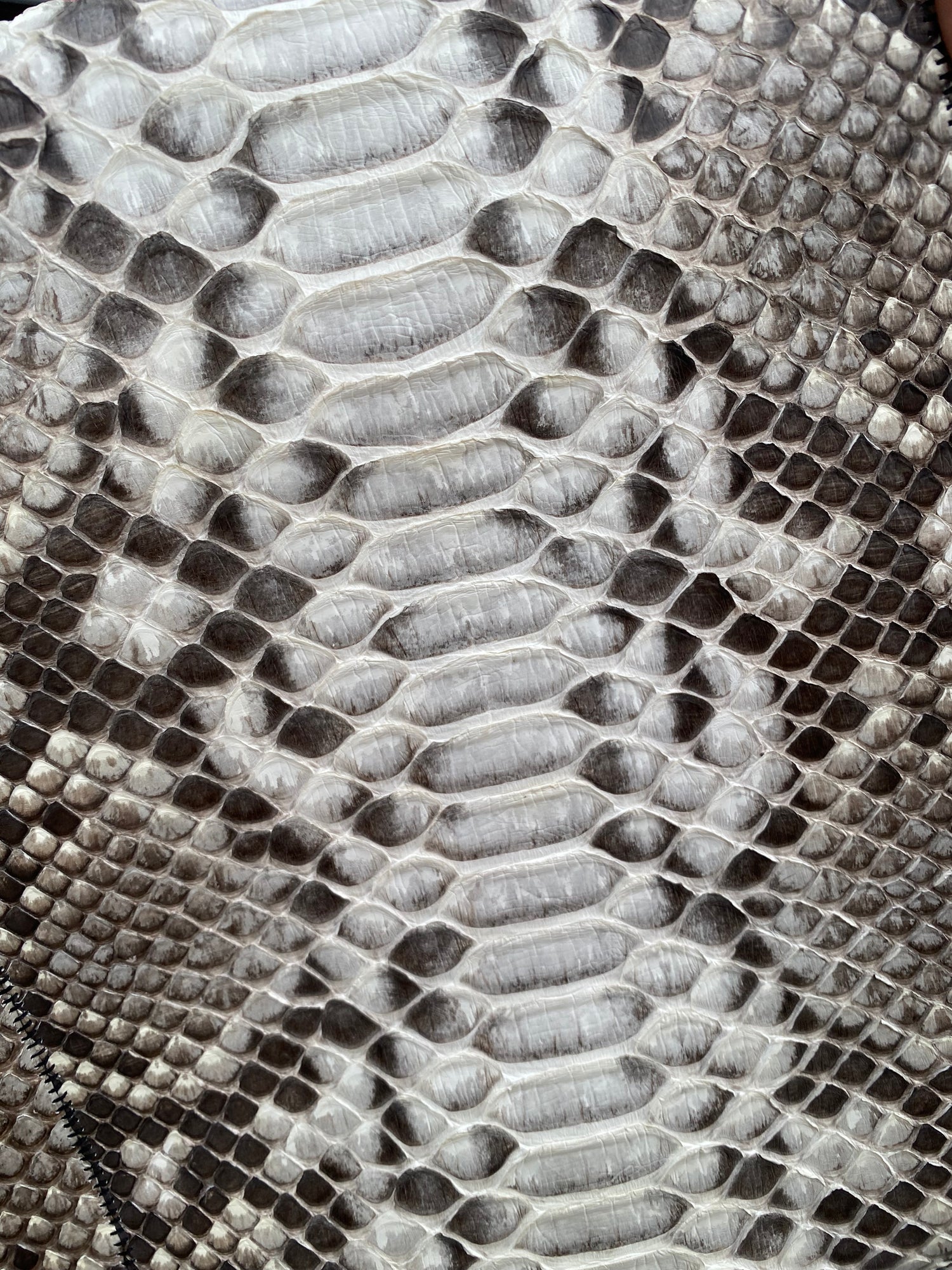 Exotic-Pattern Flap Shoulder Bag product detail view 7 for wholesale buyers OEM wholesale product detail
