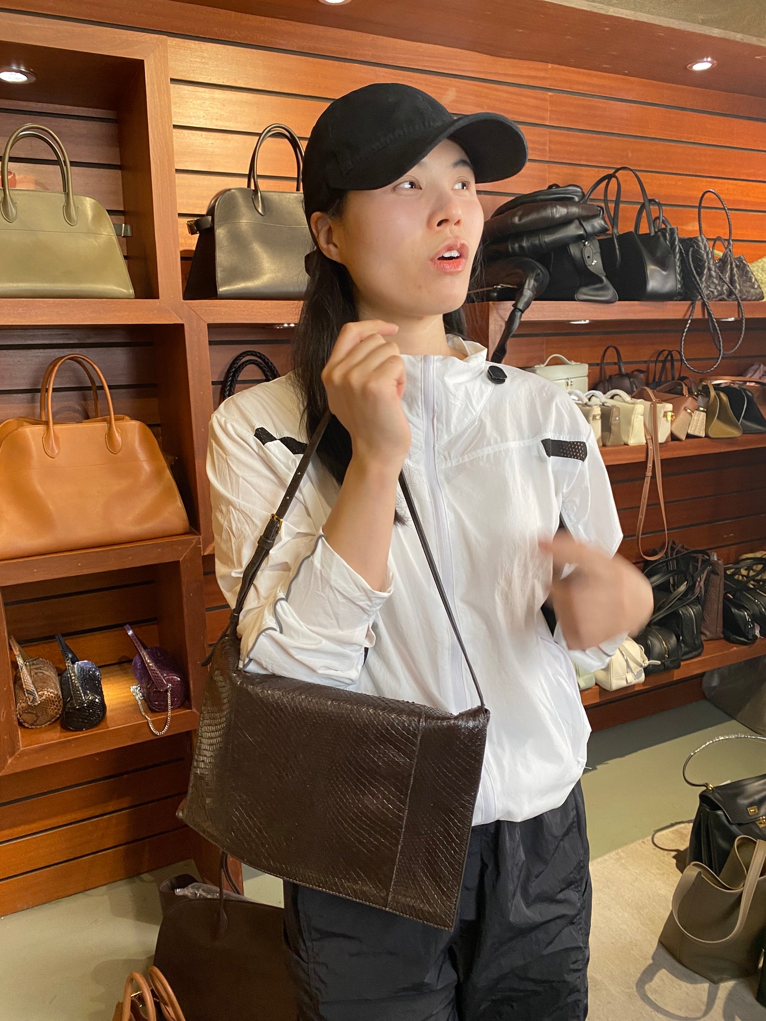 Exotic-Pattern Flap Shoulder Bag product detail view 10 for wholesale buyers OEM wholesale product detail