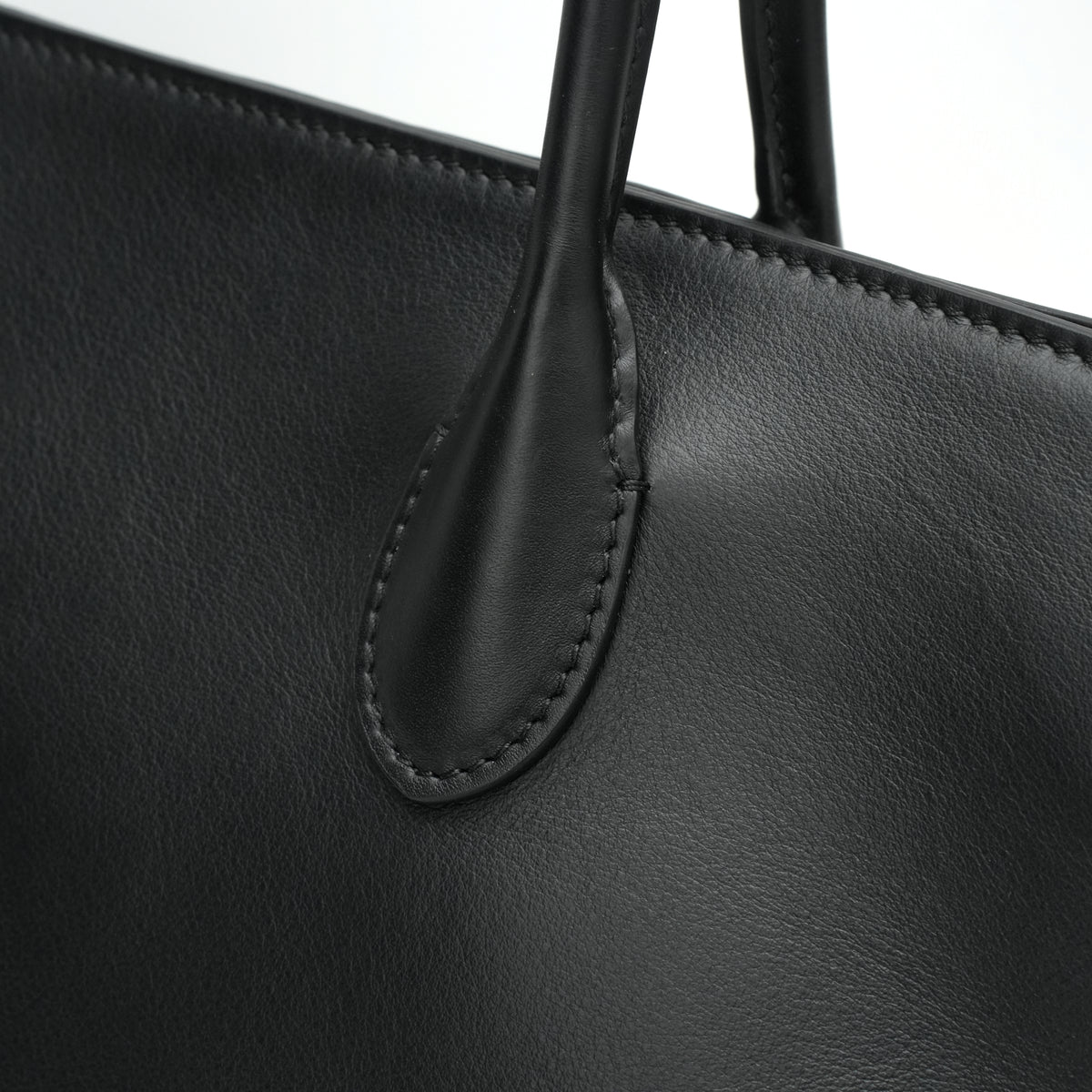 Long-Handle Frame Shoulder Bag product detail view 2 for wholesale buyers OEM wholesale product detail